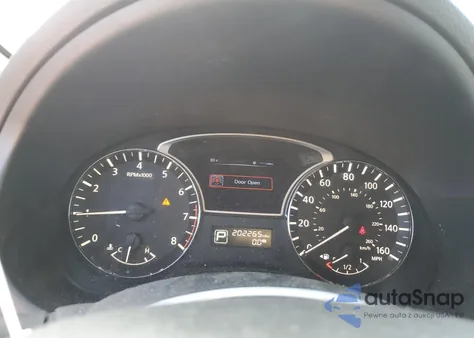 2015 Nissan Altima 2.5 z USA, uszkodzony, nr VIN 1N4AL3AP5FN893406